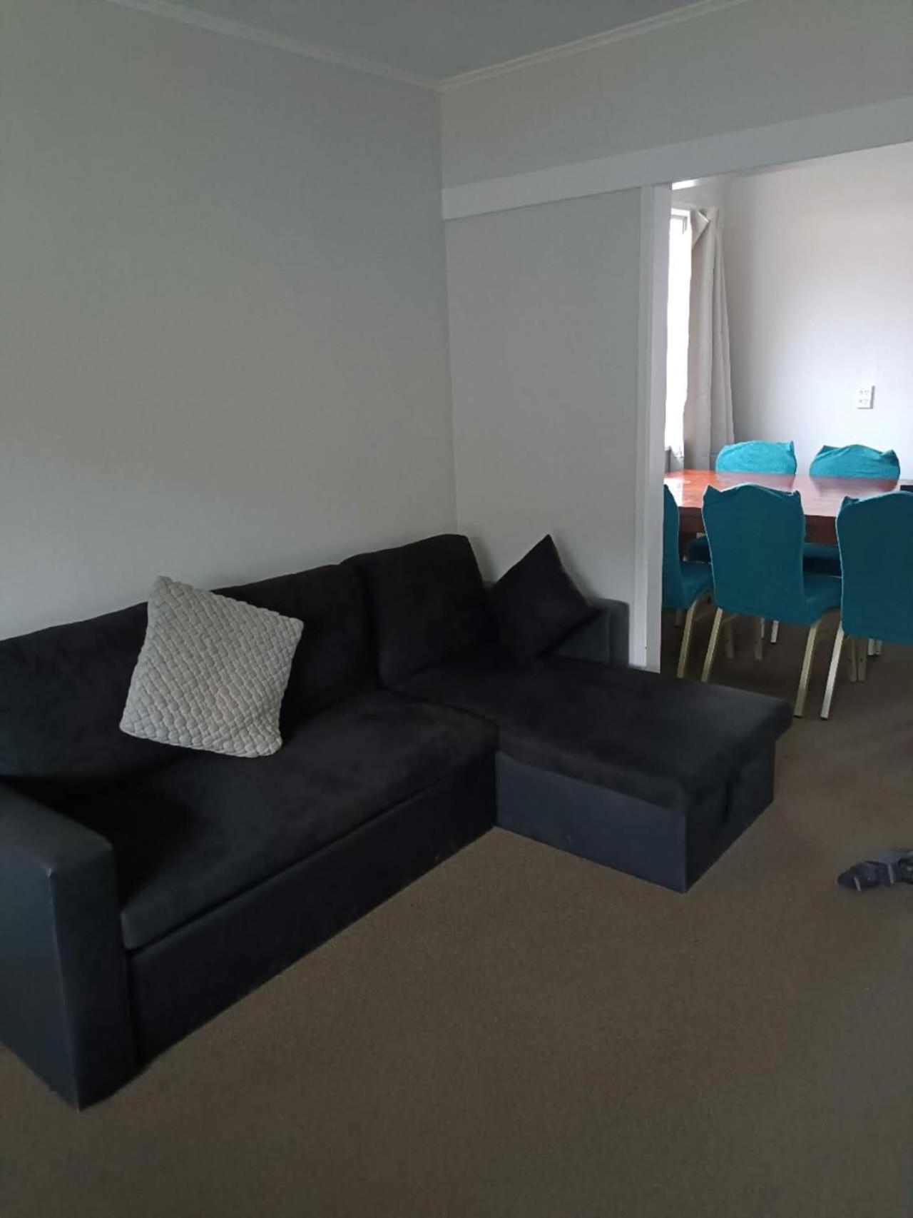 Three-Bedroom House A At 23 Mallard Drive, Selwyn Heights ロトルア エクステリア 写真